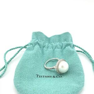 IRIDESSE BY TIFFANY & CO. 18K White GOLD, DIAMOND, AND PEARL RING